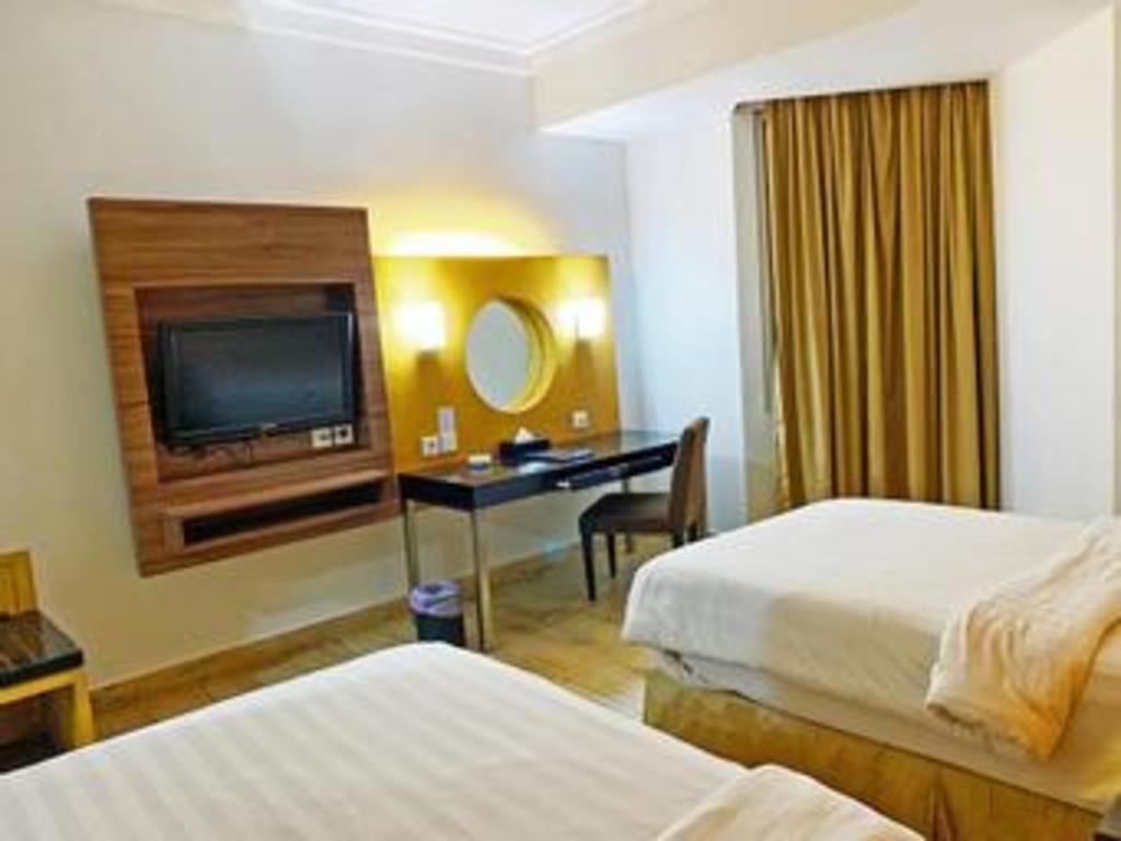 Grand Basko Hotel Padang  Exterior foto